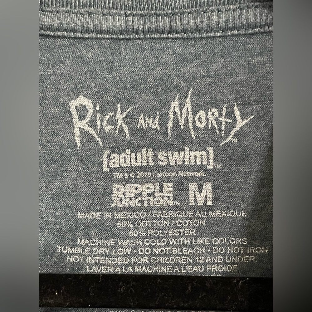 Rick and Morty men’s T-shirt Size M wubba lubba dub dub - Picture 3 of 3